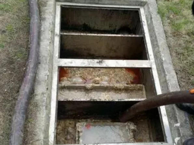 麻洋镇隔油池清理